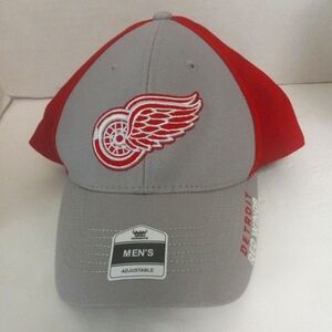 NHL Detroit Red Wings Adjustable Cap- NWT